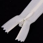 Молния потайная (скрытая) SBS Т3 (3 мм) 1 зам., н/раз., 50 см, S-090, бежевый персиковый, уп. 50 шт
