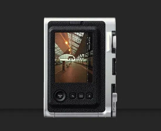 Fujifilm Instax Evo - фотоаппарат моментальной печати(black)