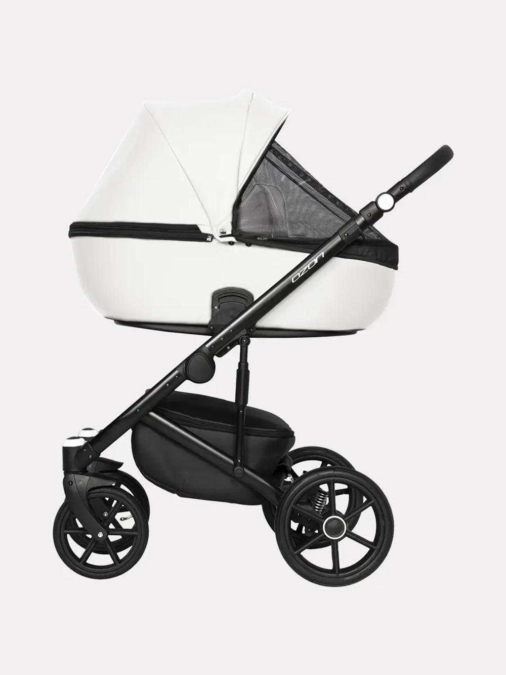 Коляска 2 в 1 Riko Basic Ozon 07 белый
