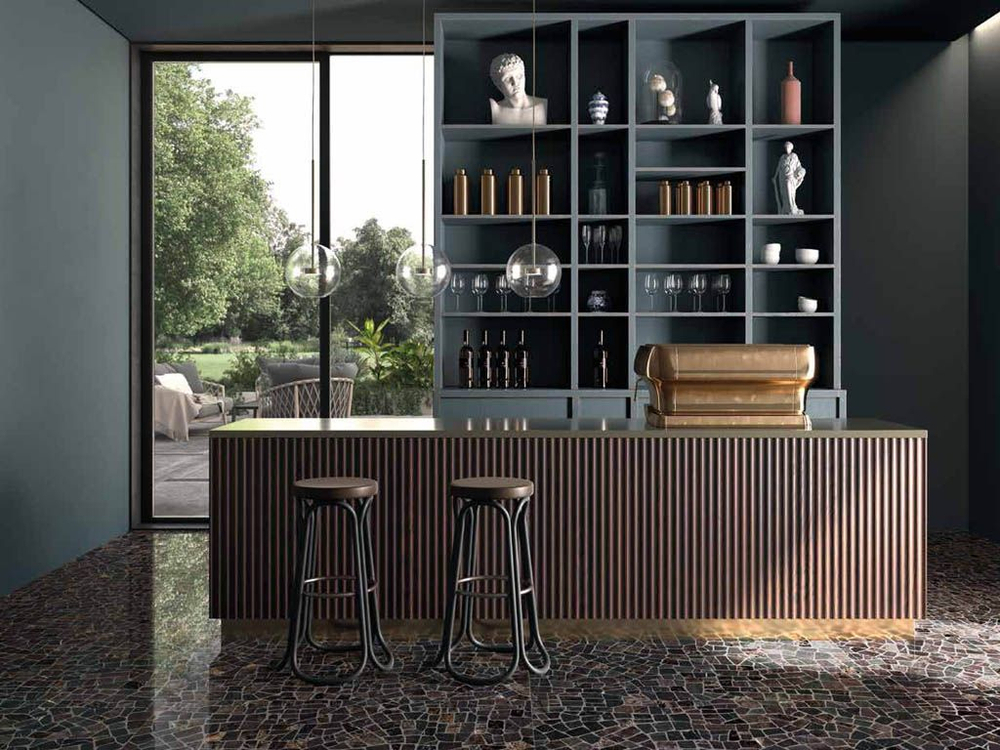 INTERNO4
