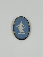 Брошь Wedgwood голубая