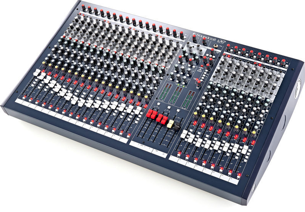 Soundcraft LX7ii 24