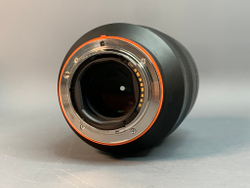 Sony 135mm f/1.8 ZA Carl Zeiss Sonnar T*