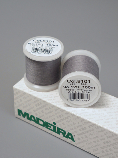 Нитки швейные Madeira aerofil № 120 Col. 8101 темно-серые (100 м)