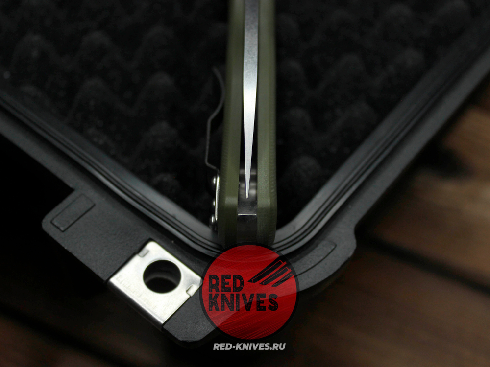 Нож Spyderco Shaman FP - рукоять зеленый OD G10, клинок плейн