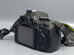 Nikon D5100 — 17 000 кадров