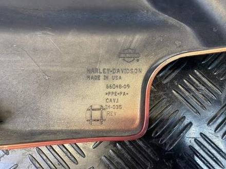 Пластик боковой правый Harley-Davidson Electra Glide FLHTCU 1580 66048-09