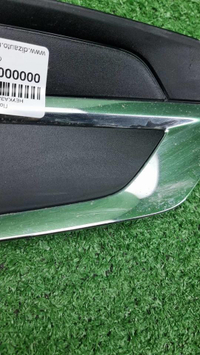 Решетка переднего бампера RH Volvo XC60 2 (17-21)