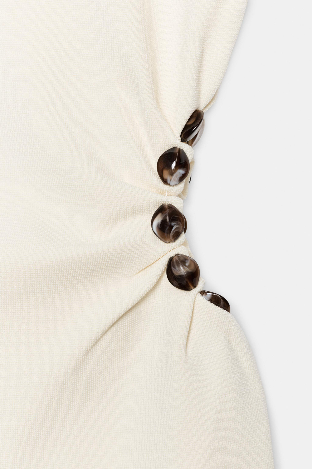 ZARA ТРИКОТАЖНЫЙ ТОП С ВЫРЕЗАМИ И БУСИНАМИ, ЭКРЮ