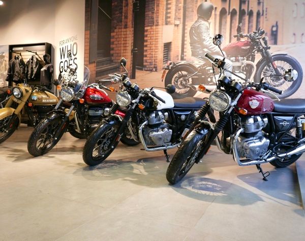 Новая поставка мотоциклов в Royal Enfield Новосибирск Новая поставка мотоциклов в Royal Enfield Новосибирск