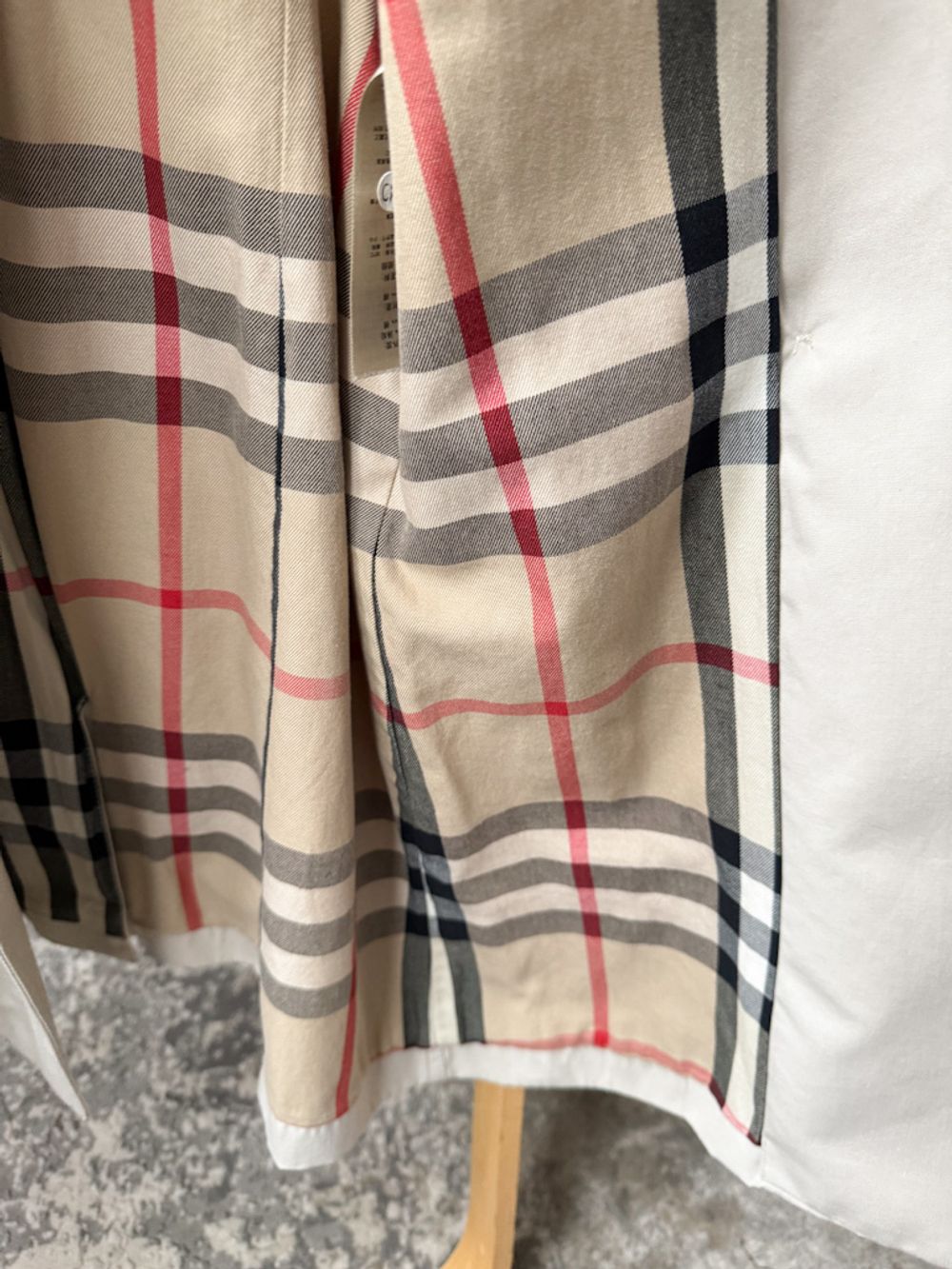 Плащ-тренч Burberry, 128