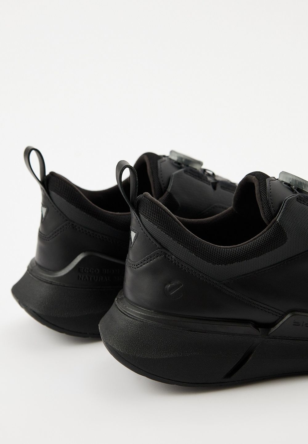 Кроссовки мужские ECCO BIOM 2.2 M