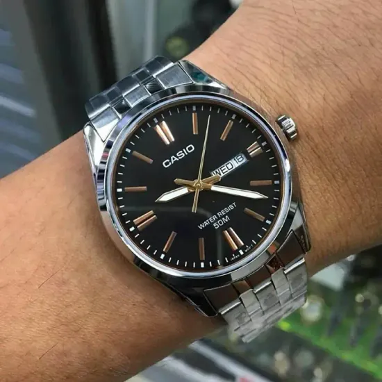 Парные часы Casio Standard: MTP-1335D-1A2 и LTP-1335D-1A2