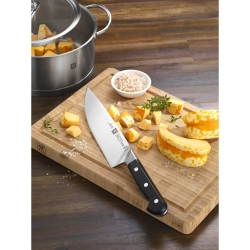 Zwilling Нож Chef's Pro 20 см EAN 4009839257148