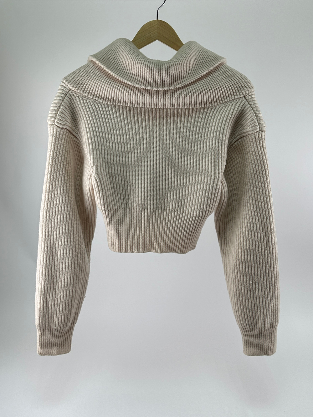 Джемпер Jacquemus