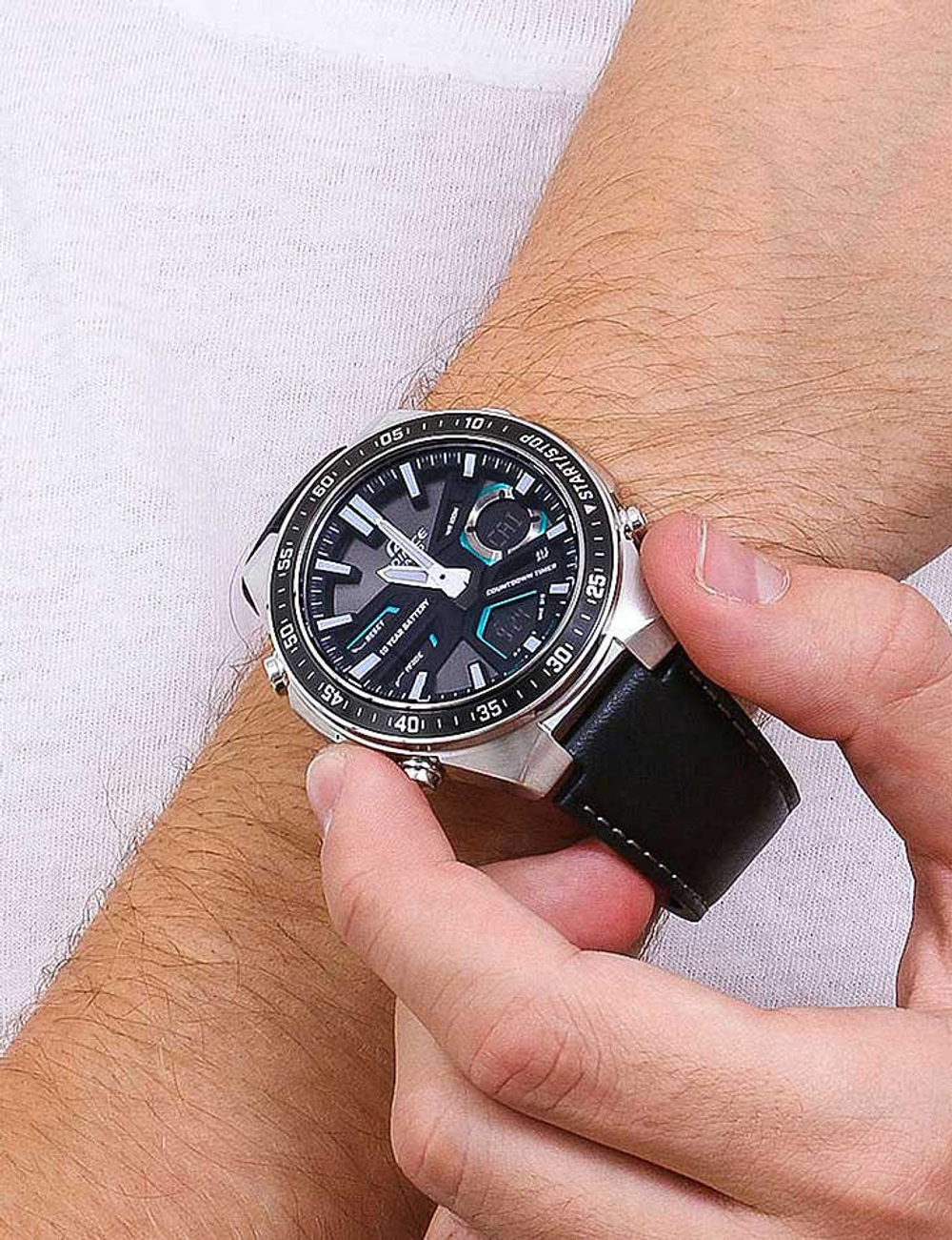 Часы Casio EFV-C110L-1AVEF