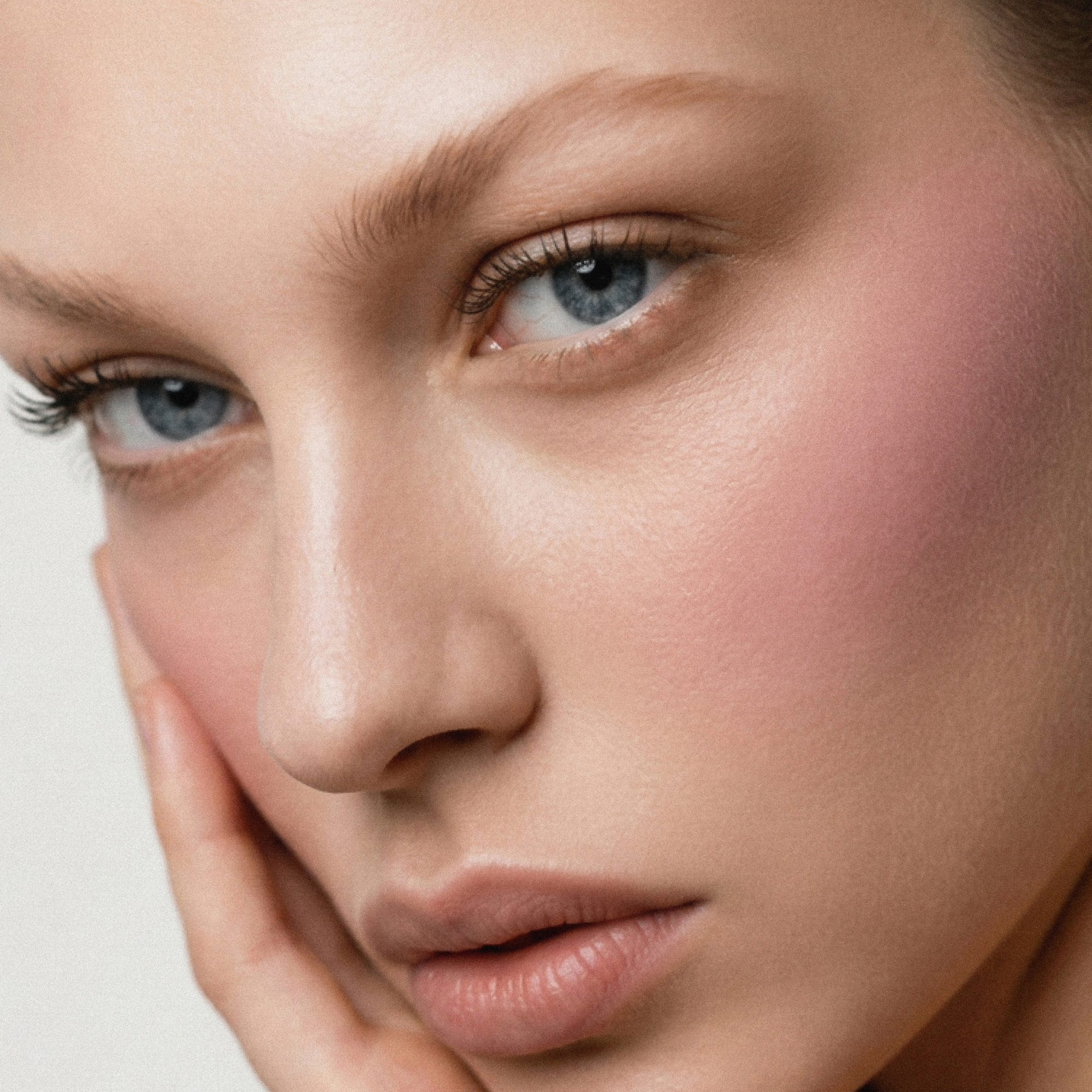 Румяна жидкие CHEEK COLOR KEEP ON LOVING 5 мл