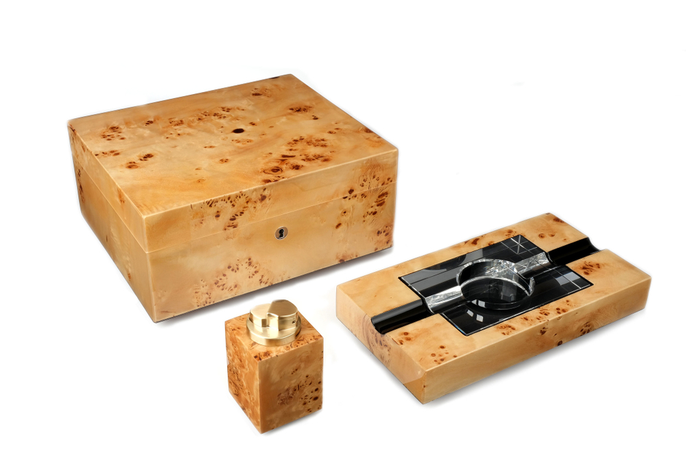 Настольный набор сигарных аксессуаров Howard Miller SET-810-028