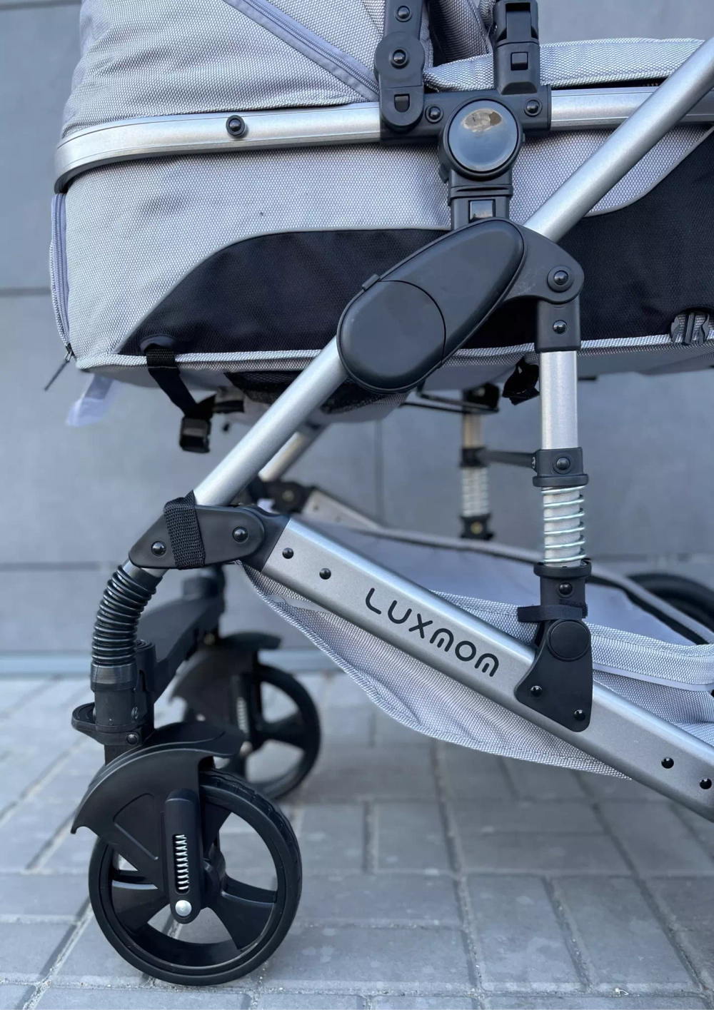 Коляска-трансформер Luxmom 558 2в1 Серый
