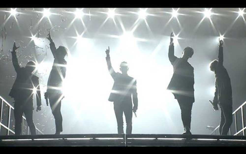 видео BIGBANG - BIGBANG10 THE CONCERT 0.TO.10 FINAL IN SEOUL (3 DVD + 2 CD)
