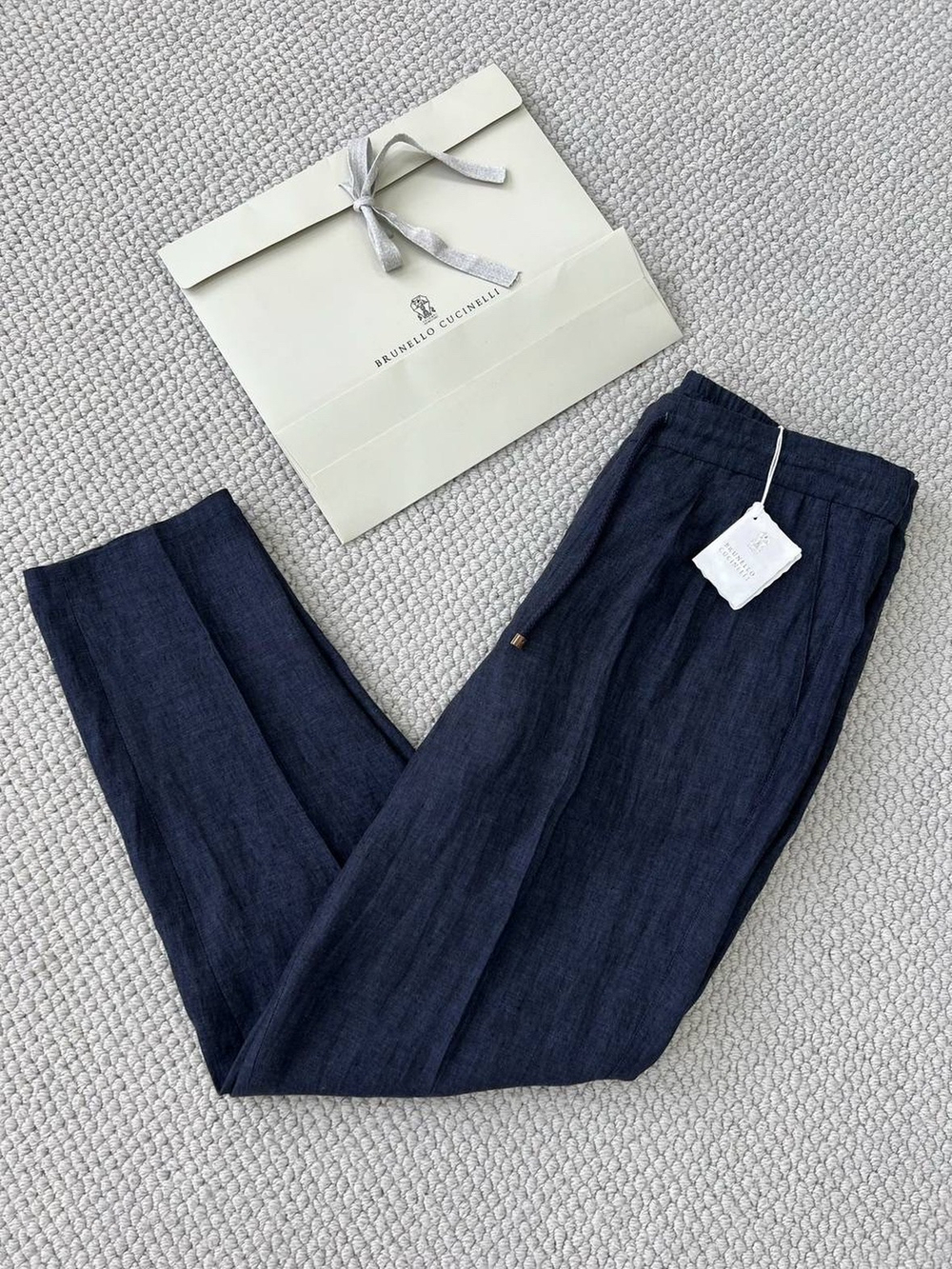 Льняной костюм Brunello Cucinelli