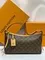 Сумка Louis Vuitton Carry All East West