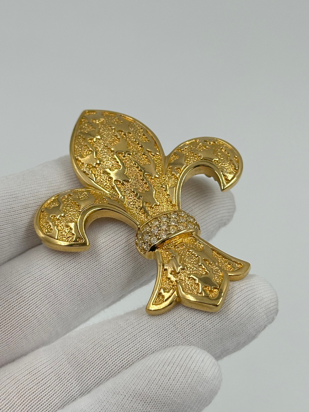Брошь-кулон Fleur-de-lis Christian Dior