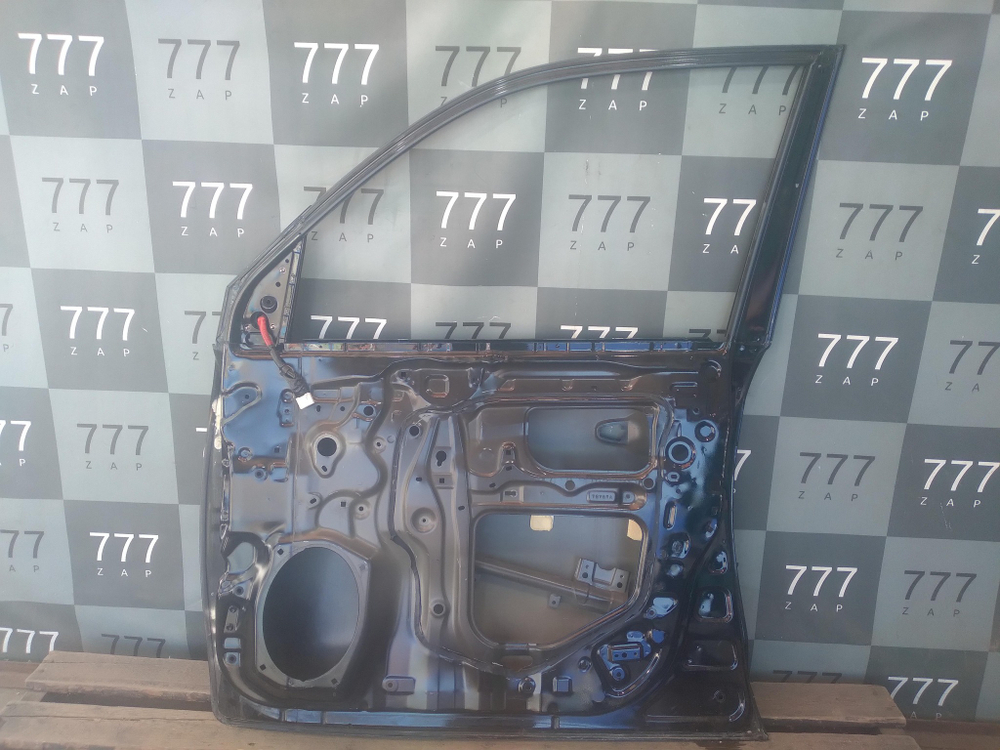 Дверь передняя правая Toyota Land Cruiser 200 15-21 Б/У Оригинал 6700160850