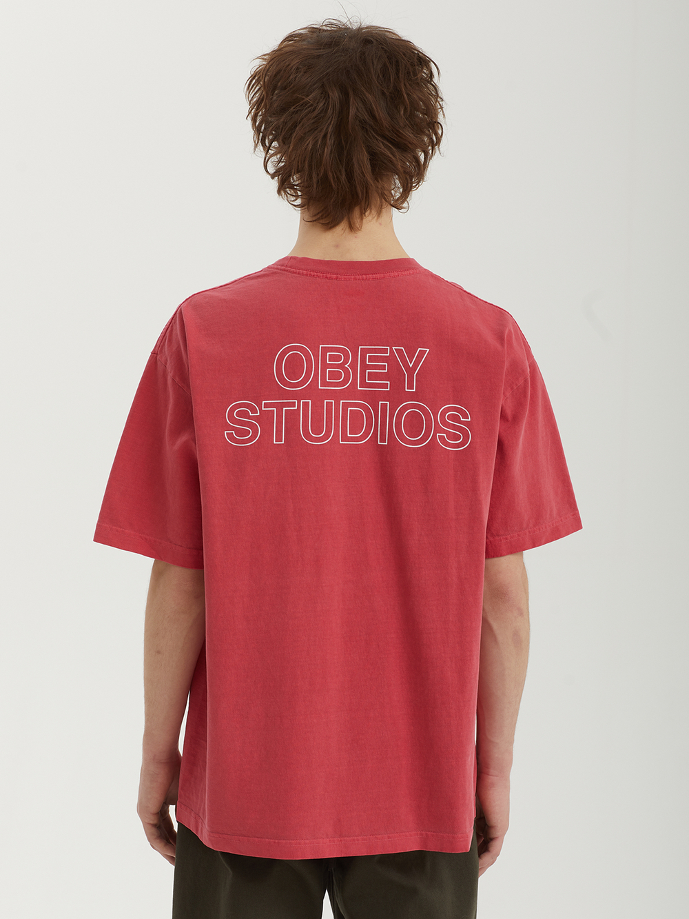 Мужская Футболка Obey Studios Outline