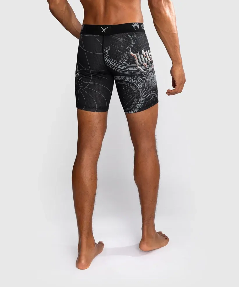 Компрессионные шорты Venum Gladiator 5.0 Black/Silver
