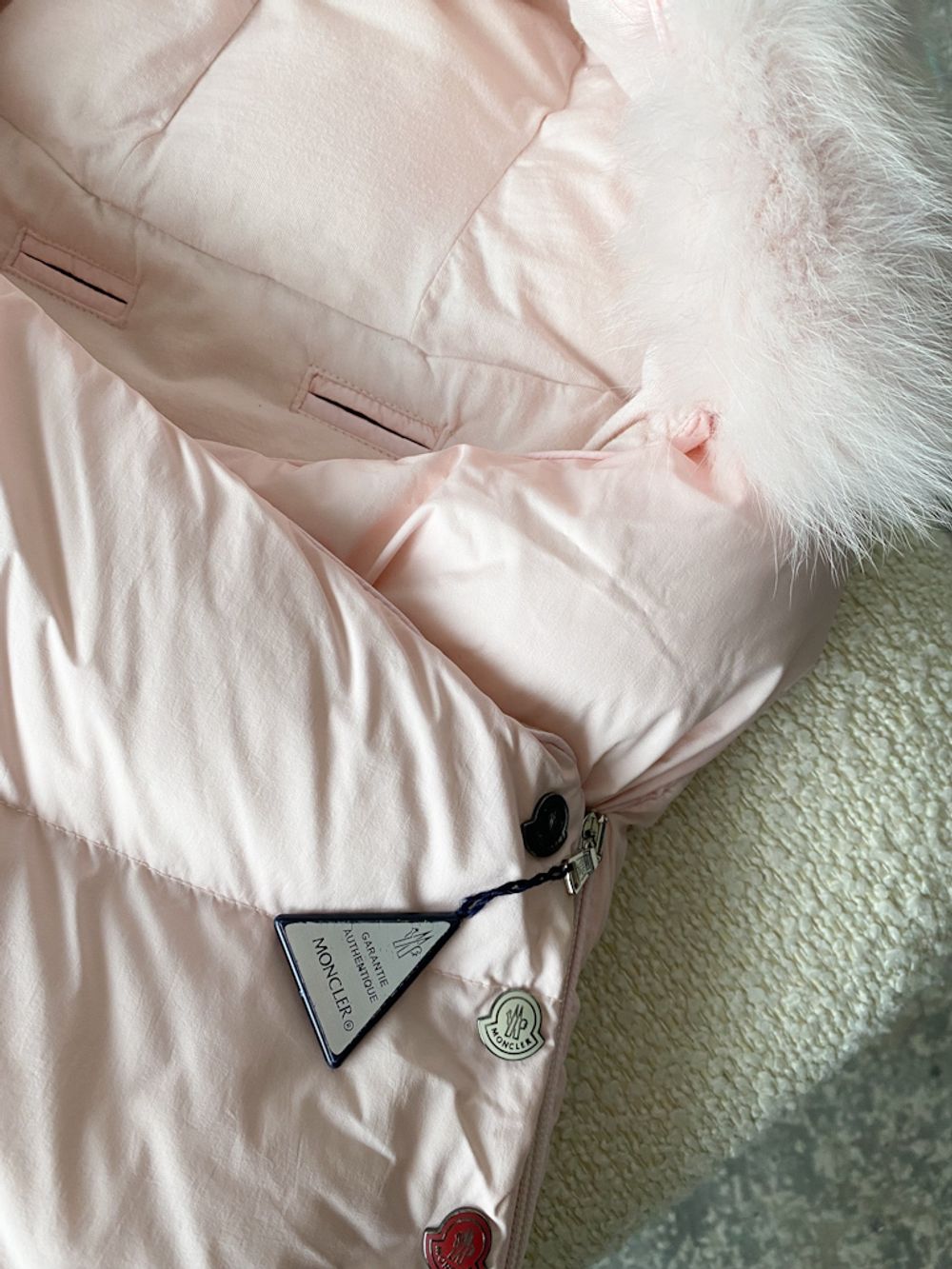 Пуховый конверт Moncler, 68