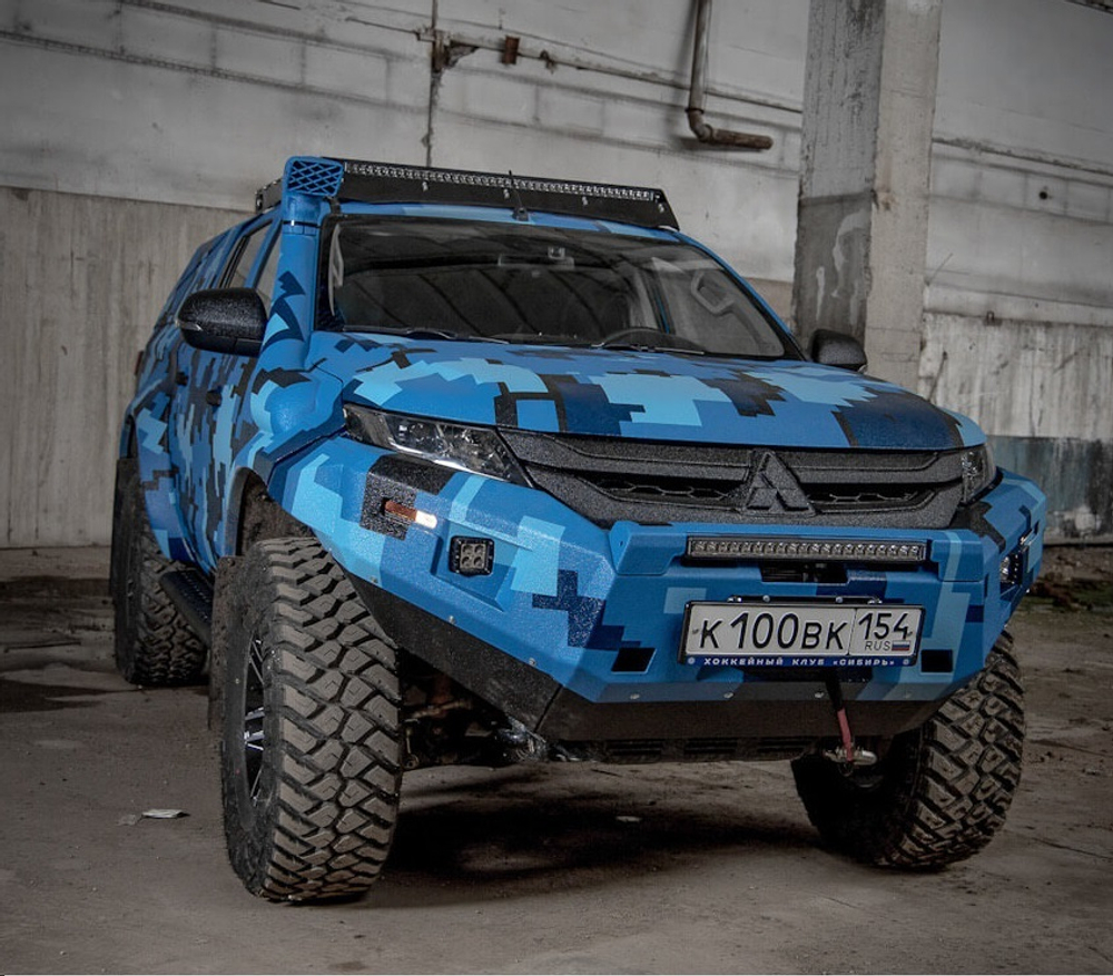 Бампер силовой передний Mitsubishi L200 c 2019-, с защитной дугой , противотуманными фарами и балкой