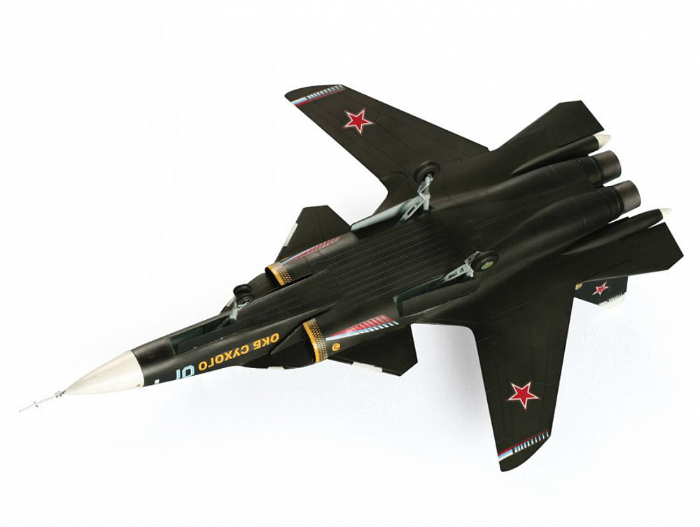 Самолет Су-47 Беркут