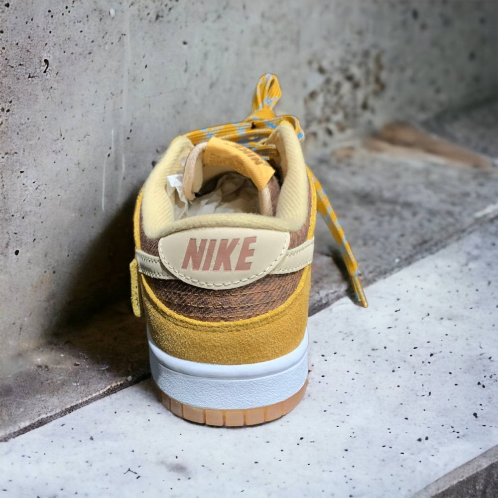 Nike SB Dunk Low • Teddy Bear