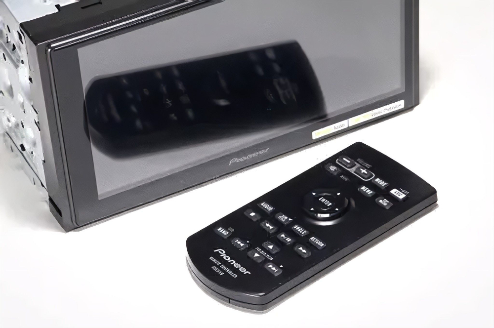 Автомагнитола Pioneer DMH-Z6350BT