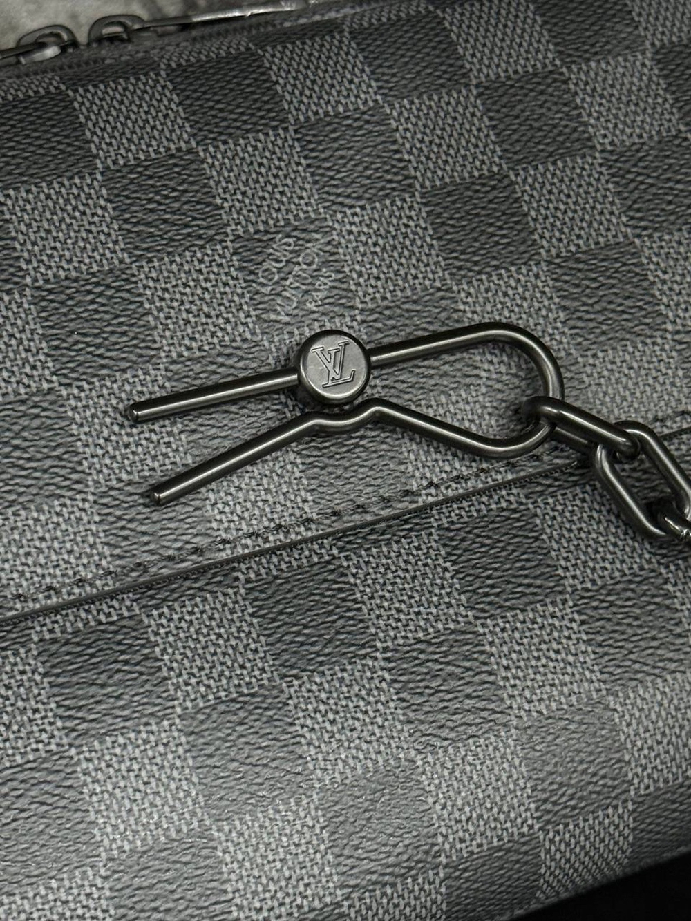 Сумка через плечо Louis Vuitton