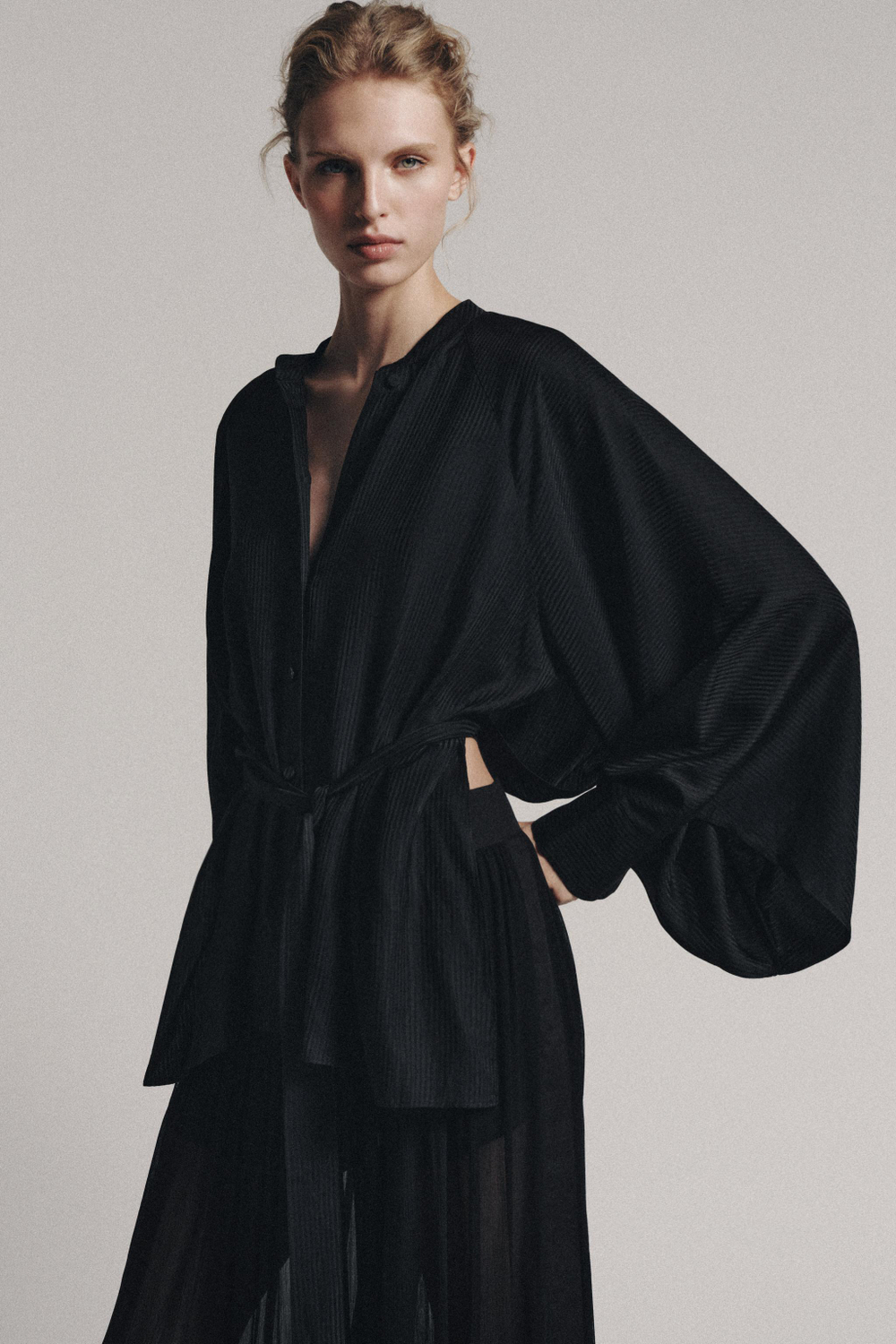 ZARA РУБАШКА С ПОЯСОМ — ZW COLLECTION, ЧЕРНЫЙ