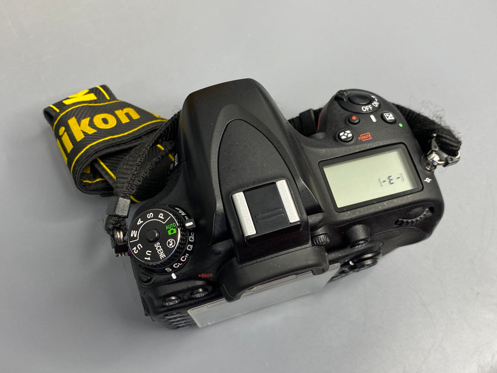 Nikon D610 28.500 кадров