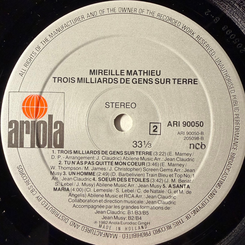 Mireille Mathieu - Trois Milliards De Gens Sur Terre (Голландия 1982г.)