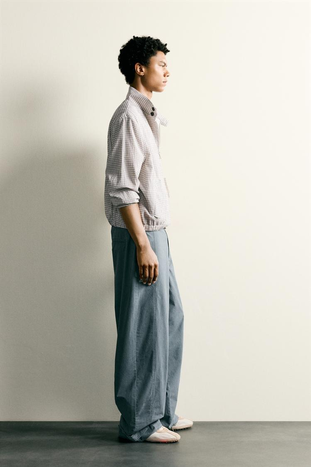 ZARA БРЮКИ RELAXED FIT С ЭФФЕКТОМ ПОТЕРТОСТИ И ХЛЯСТИКАМИ, ЗЕЛЕНОВАТО-СИНИЙ