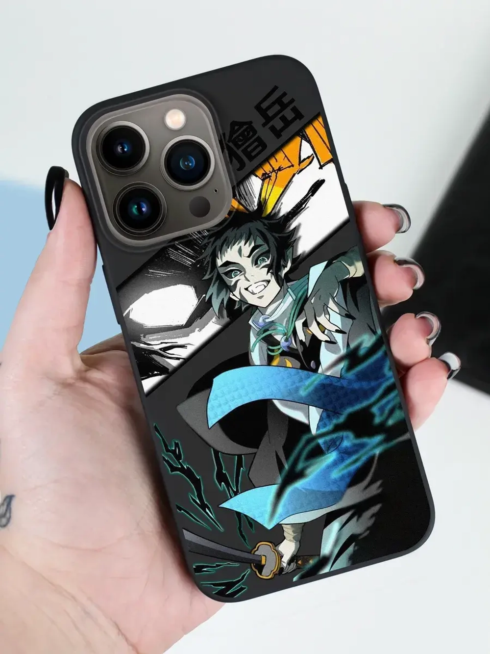 Чехол на iPhone 13 Pro с принтом