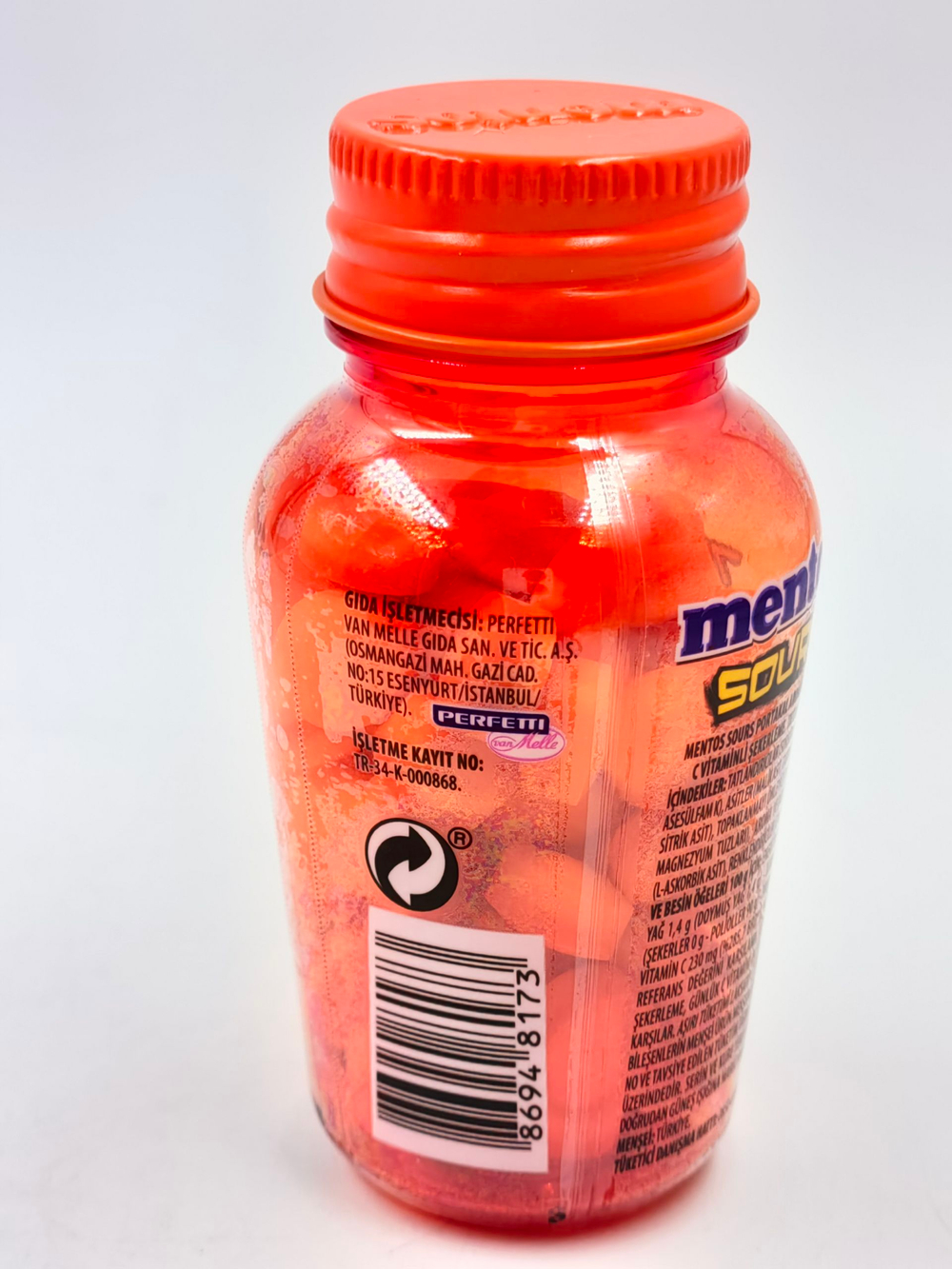 MENTOS Sours Кислый апельсин, лимон, клубника набор освежающих пастилок с витамином С (3 шт. по 49 г) 147 г (Турция)