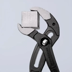 Клещи трубные Cobra® XL/XXL черненая 400 мм Knipex 87 01 400