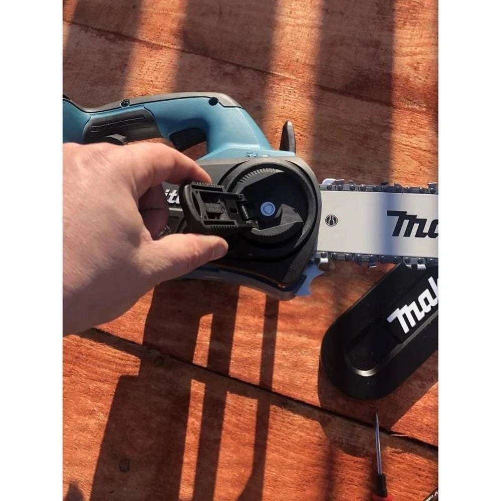 Пила цепная аккумуляторная Makita DUC302RF2 шина12" (30cm), 2 аккум. 3Ач ЗУ