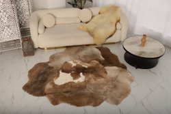 Ковер Мосси коричневого цвета из шести шкур