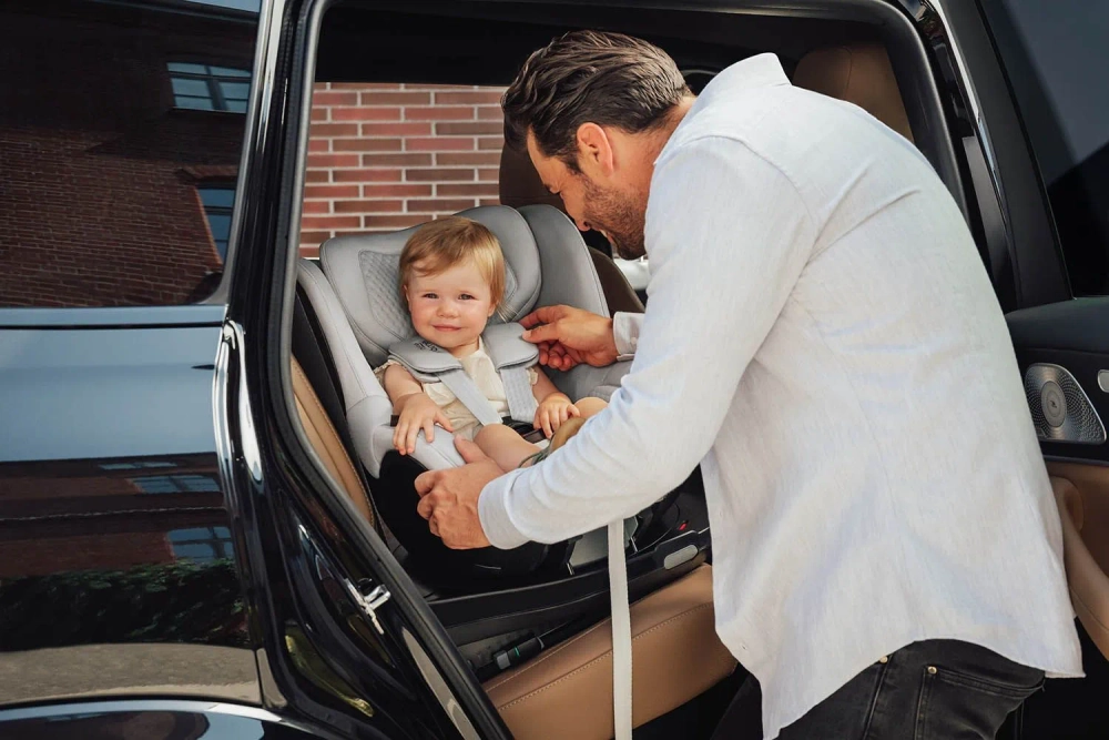 Автокресло 0+/1 Britax Roemer DUALFIX PRO M Style Mineral Grey 2000040891, до 18 кг, (61 до 105 см), серый