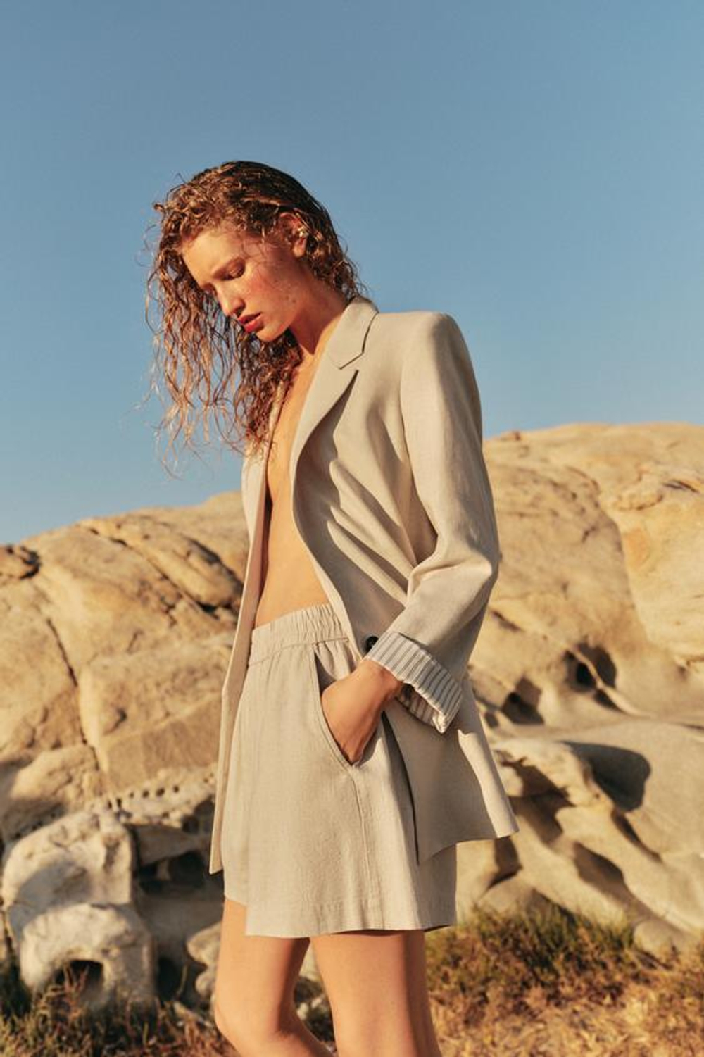 ZARA ШОРТЫ ИЗ СМЕСОВОГО ЛЬНА С ЭЛАСТИЧНЫМ ПОЯСОМ, СВЕТЛО-БЕЖЕВЫЙ
