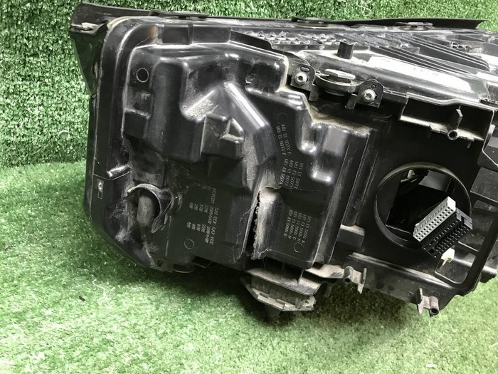 Фара правая BMW 6er G32 (2020-2023) Laser