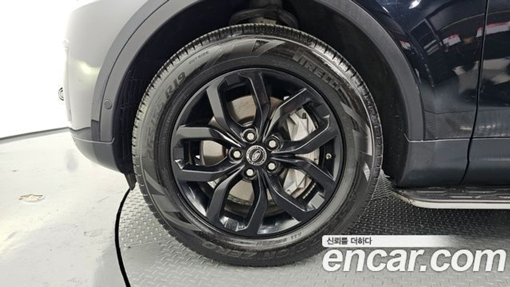 Land Rover Discovery 3.0 SD6 SE — 2019