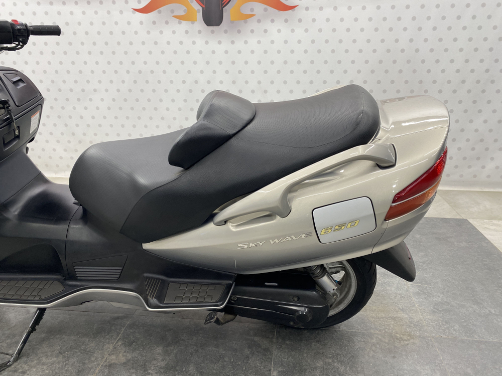 Suzuki Skywave 650 , 2002
